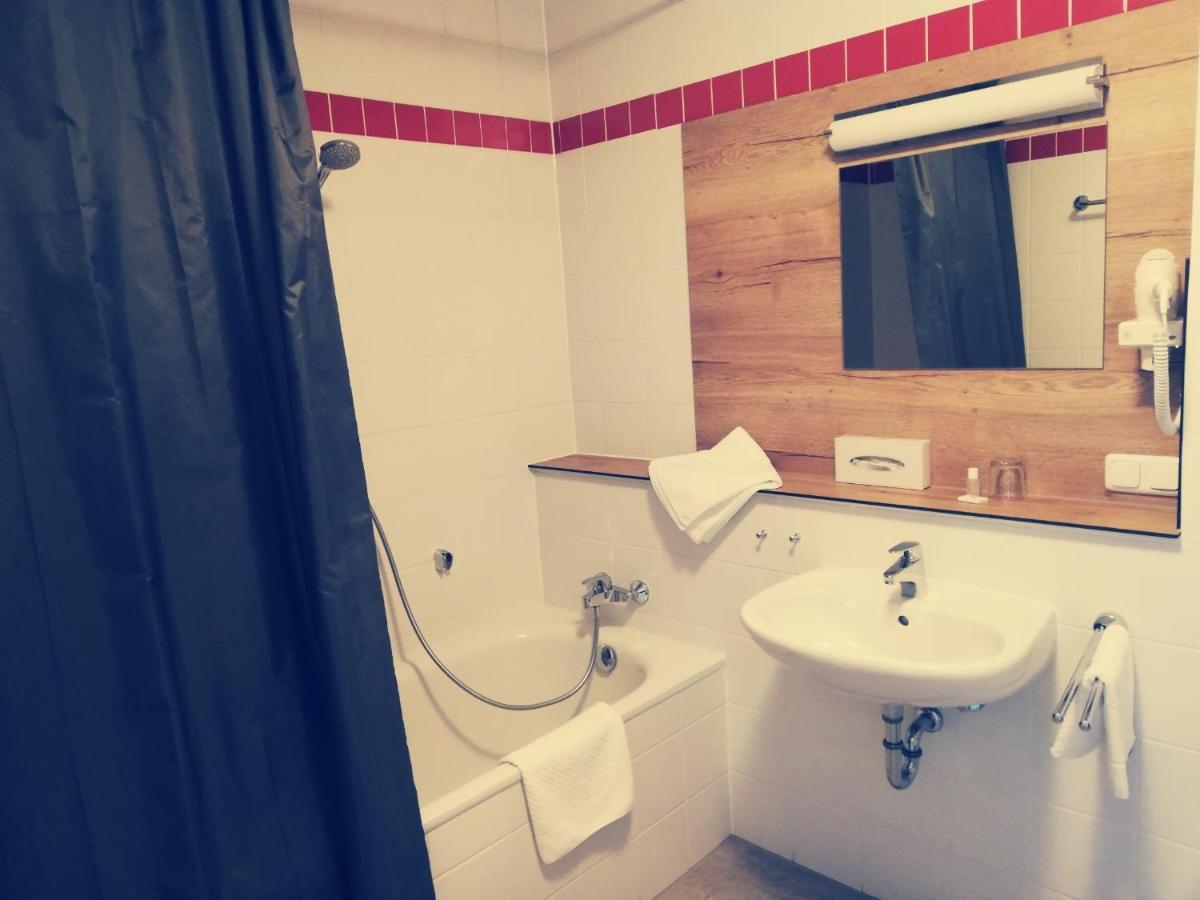Appartement-Hotel Sibyllenbad นอยอัลเบนรอยธ์ ภายนอก รูปภาพ