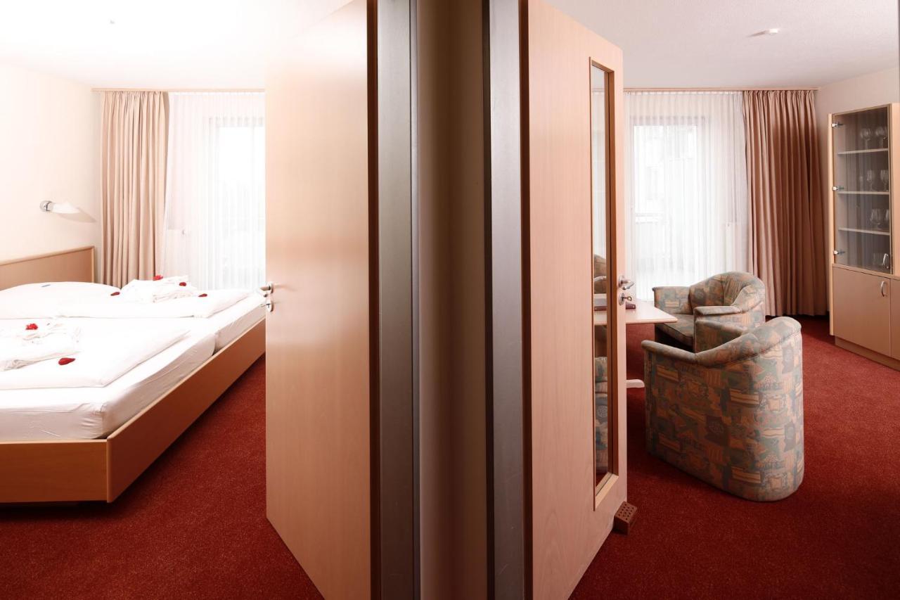 Appartement-Hotel Sibyllenbad นอยอัลเบนรอยธ์ ภายนอก รูปภาพ